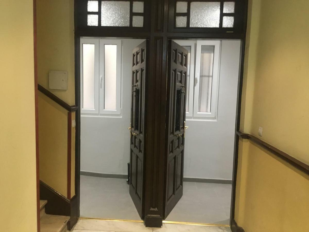 VIVIENDAS DELUXE Gil y Carrasco León Exterior foto